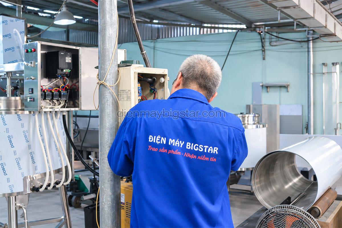 Nồi nấu có cánh khuấy 3 lớp 900L 19 noi nau canh khuay 900L 6