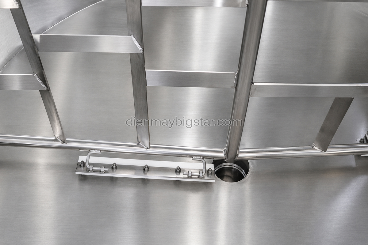 Nồi nấu có cánh khuấy 3 lớp 900L 18 noi nau canh khuay 900L 10
